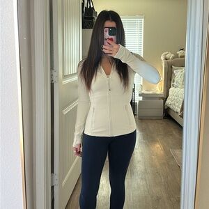 Meet your Posher, Hailey